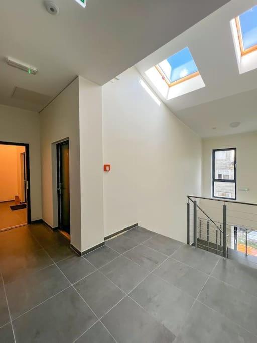 Lumignon Centre With Free Parking Spot Apartament Tallin