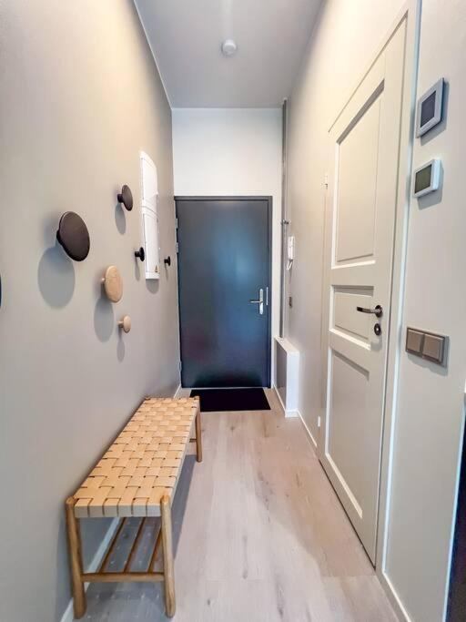 Lumignon Centre With Free Parking Spot * Tallin